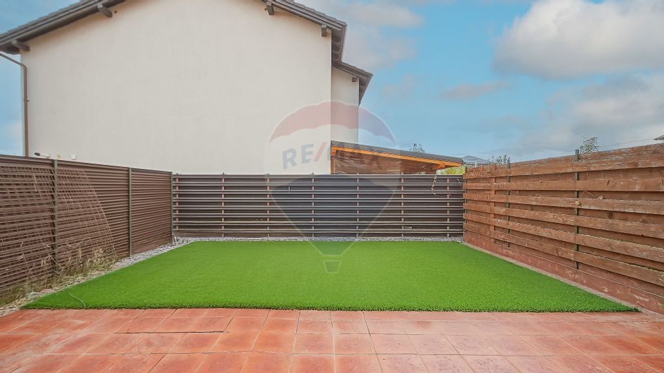 Comision 0 | Casă înșiruită de vânzare în Sânpetru