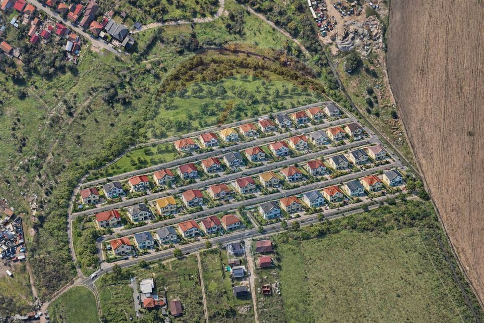 Teren Intravilan parcelat de vanzare Zona Bujac