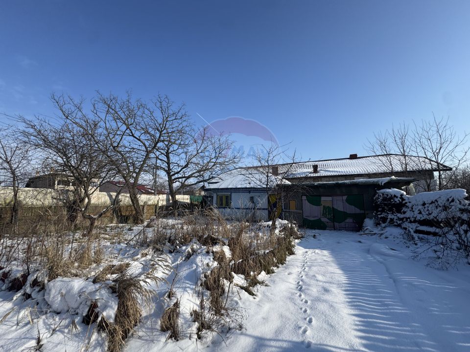 Land 4,870sqm Sintesti / Soseaua Principala