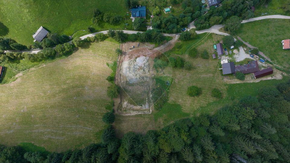 De vânzare – Teren cu autorizație de construire, Șimon / Bran