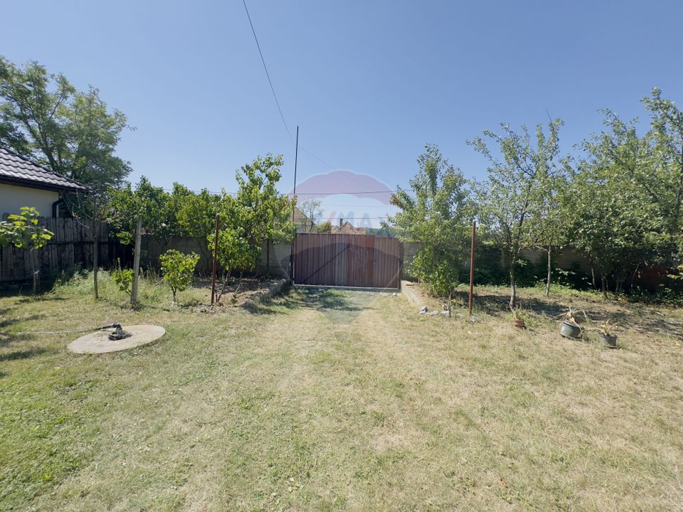 Teren 6,210mp Apateu / Strada Principala