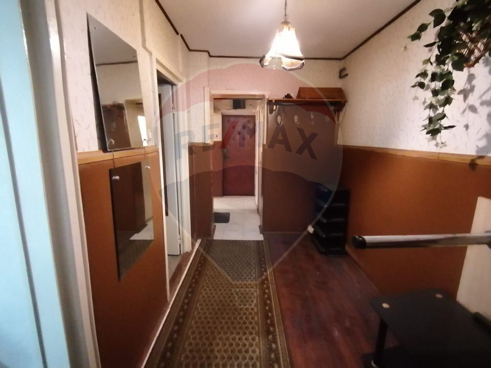 Apartament cu 3 camere de vânzare în Manastur, str. Ion Mester