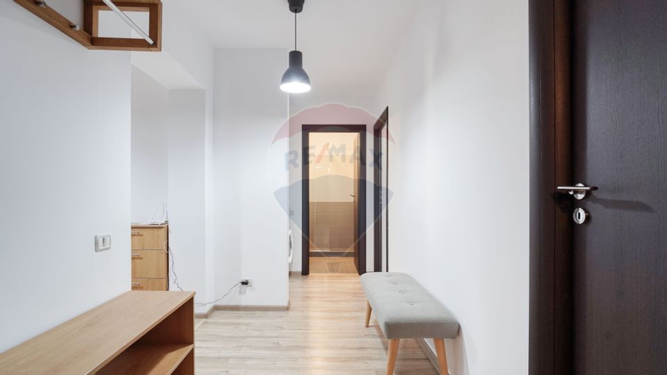 Apartament 3 camere 95 metri pătrați utili și 2 locuri de parcare