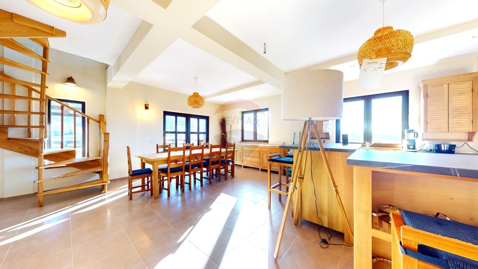 7 room House / Villa for sale