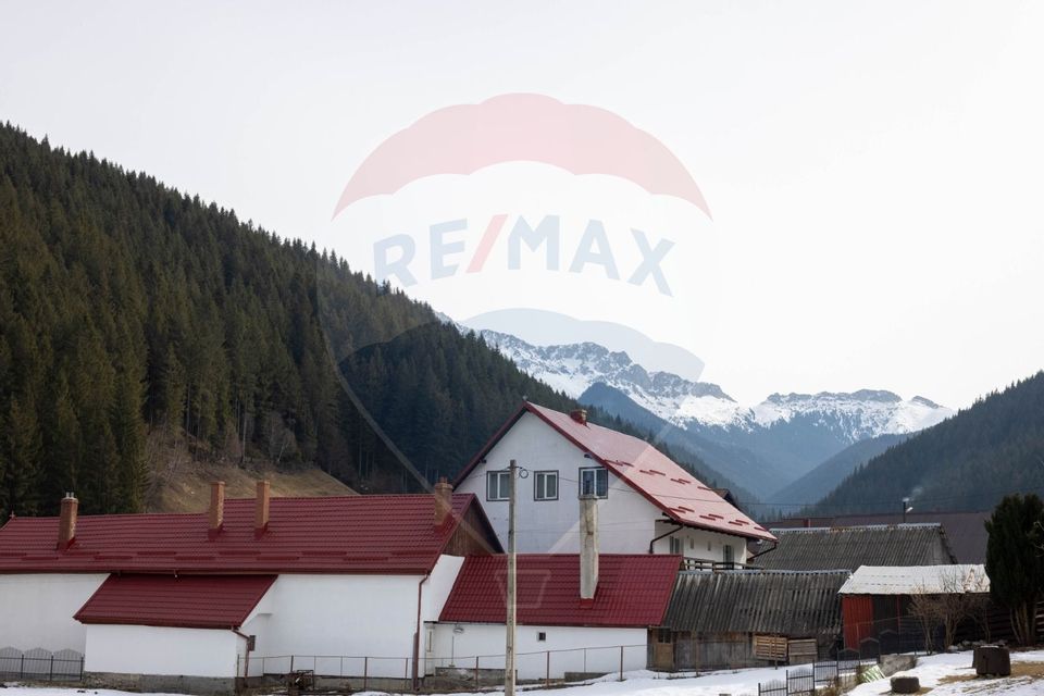 Land 1,091sqm Moieciu de Sus / Strada Valea Bangaleasa