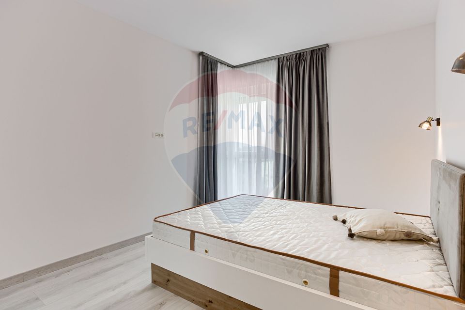 Apartament modern 3 camere, cu parcare, de închiriat la Adora Park