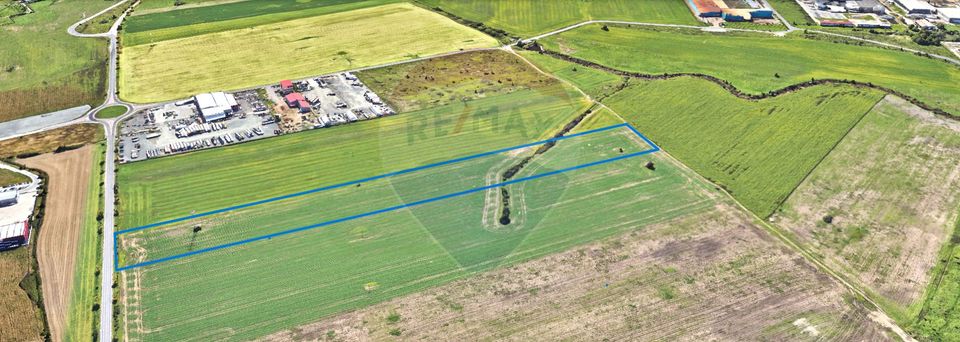 Land 50,513sqm Arad / Strada Exterior