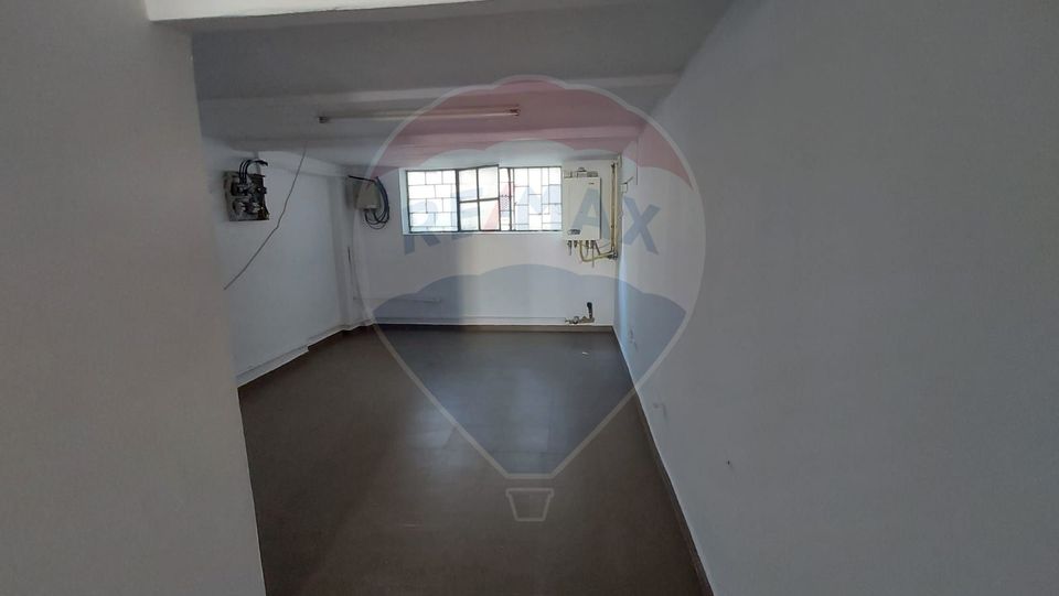 80sq.m Commercial Space for rent, UTA area