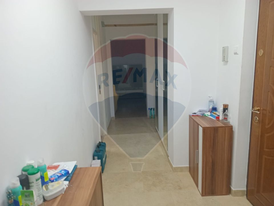 Inchiriere apartament 4 camere  pe Faleza Muresului Polivalenta