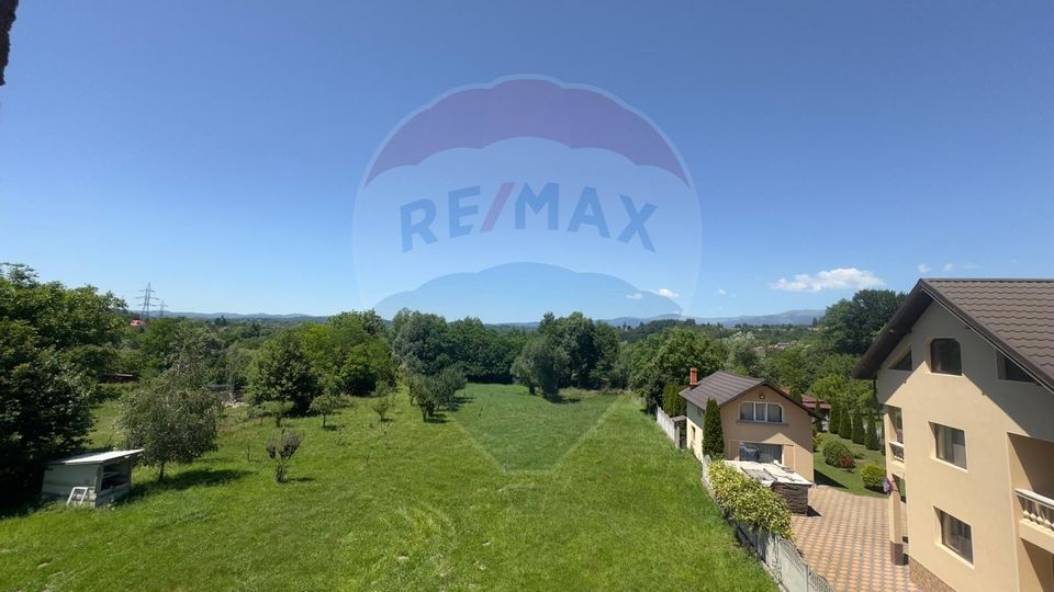 20 room House / Villa for sale