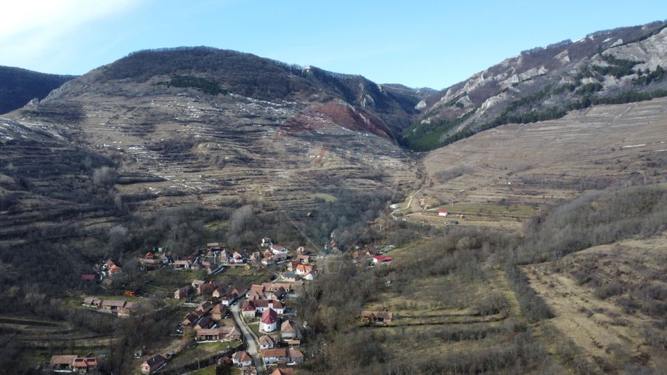 Teren intravilan 1.271 mp – Izvoarele, jud. Alba