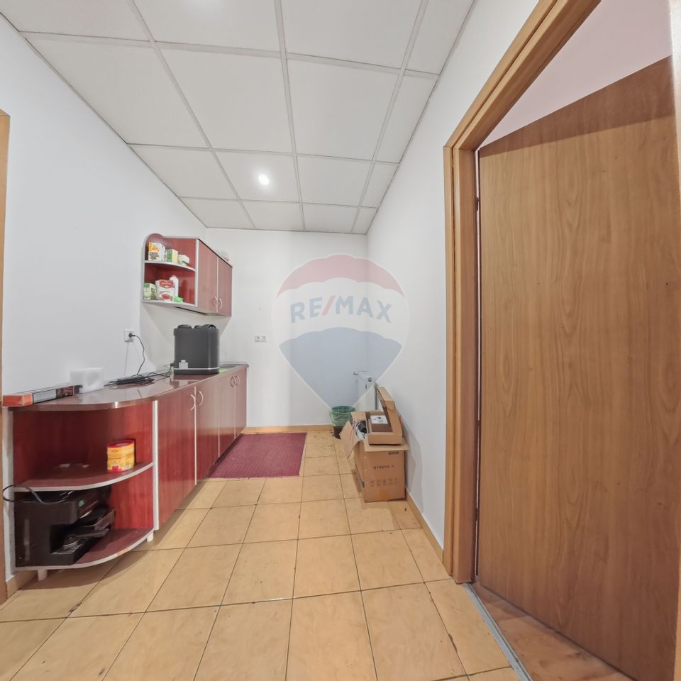 550sq.m Industrial Space for sale, Calea Romanului area