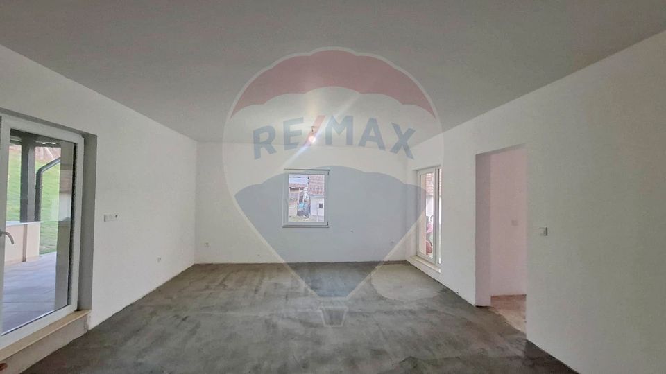 3 room House / Villa for sale