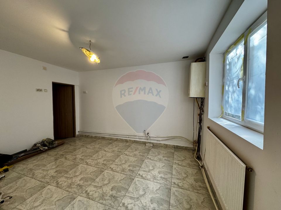 Apartament de vânzare pe strada Decebal, Semicentral, Comision 0%.