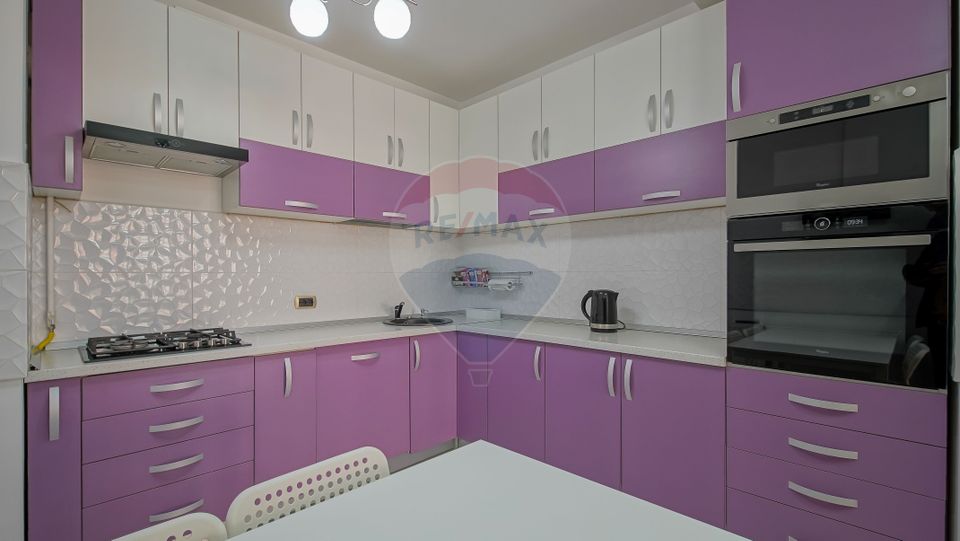 3 room Apartment for sale, Tractorul area