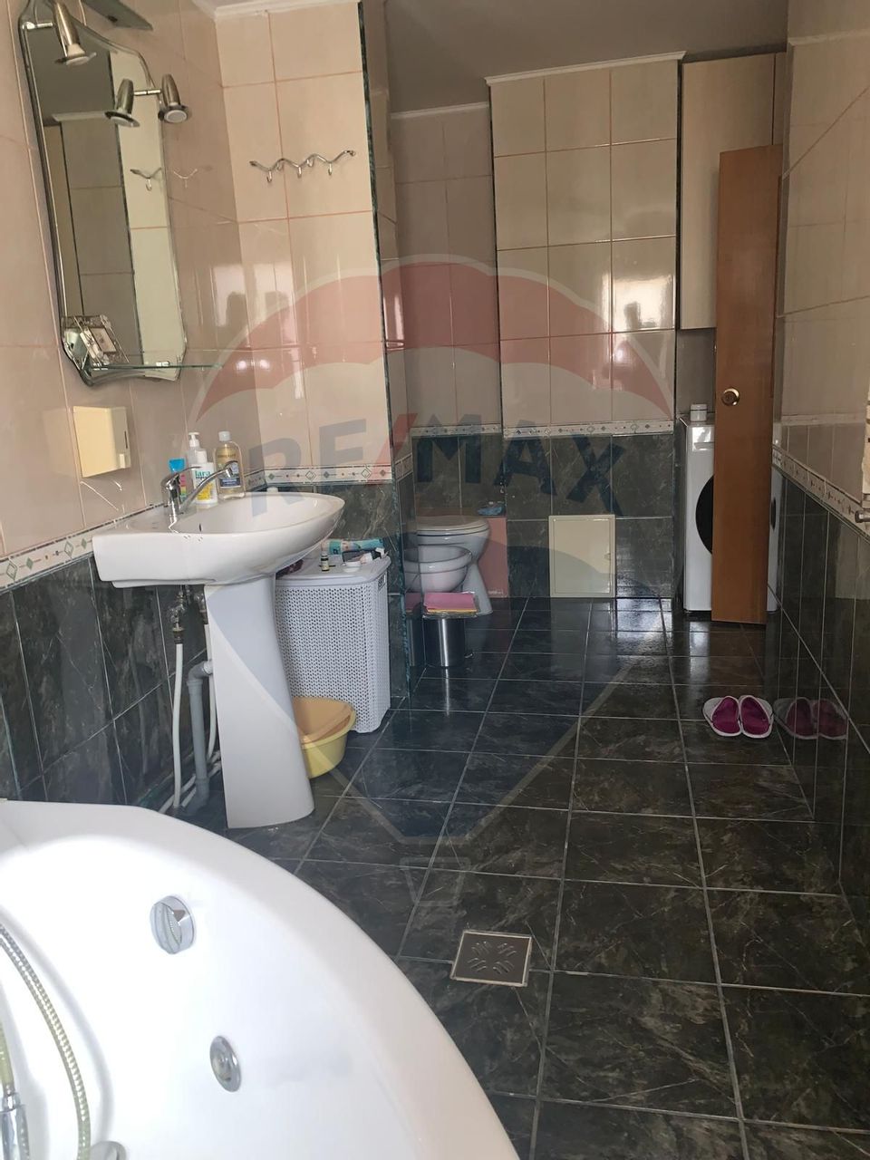 Apartment converted from 4 to 3 rooms | Pitesti | Gavana 3