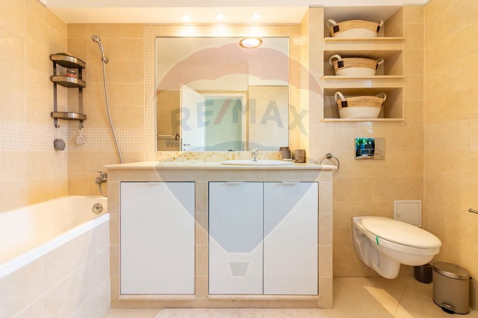 Casă / Vilă de vanzare in Corbeanca, Petresti, acces rapid in oras