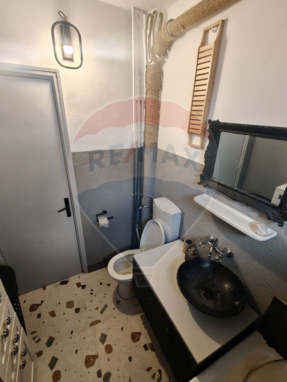 Apartament cu 3 camere de inchiriat Victor Babeș etaj 1