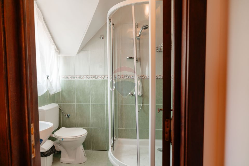 6 room House / Villa for sale