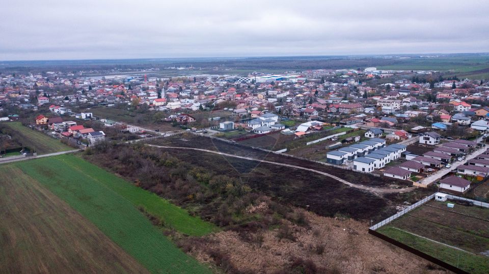 Vanzare teren intravilan 10.000mp Afumati - Strada Teiului