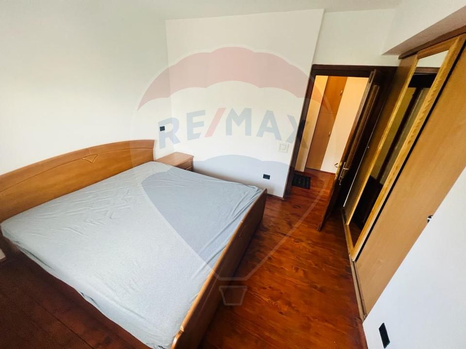 Apartament ultracentral de închiriat cu 2 camere decomandate