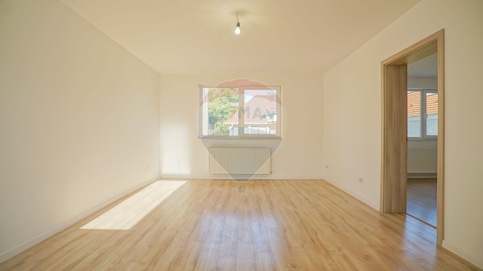 4 room House / Villa for sale, Cernatu area