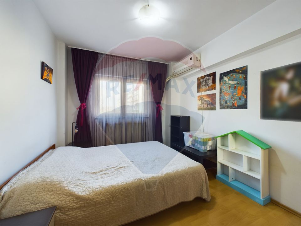 4 room Apartment for sale, Oltenitei area