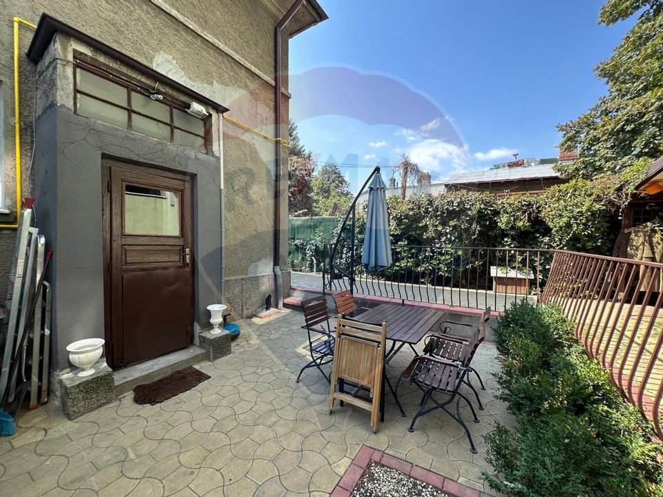 Casa / Vila cu 3 camere de inchiriat strada Pargarilor Stefan cel Mare