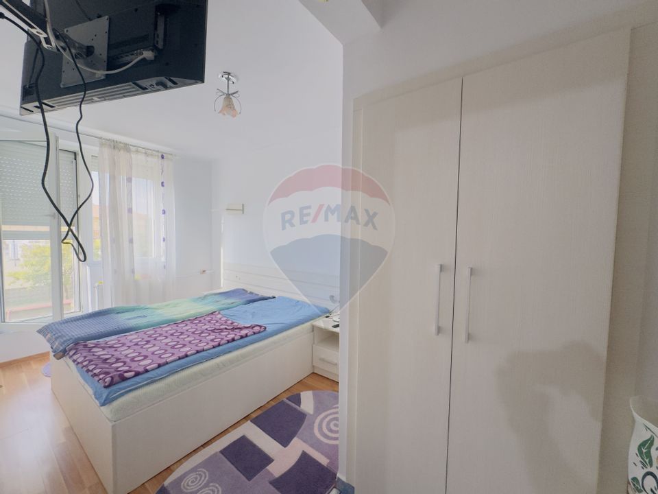 3 room Apartment for rent, Cantemir area