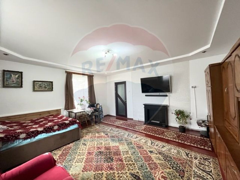 8 room House / Villa for sale, Central area