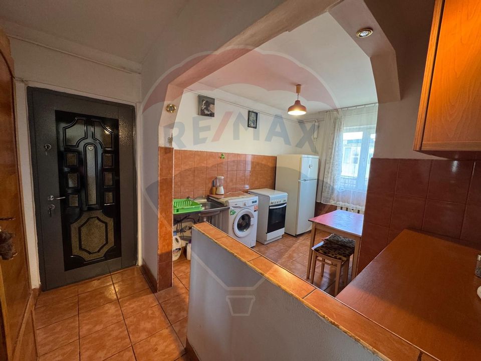 Apartament cu 2 camere zona Lebada