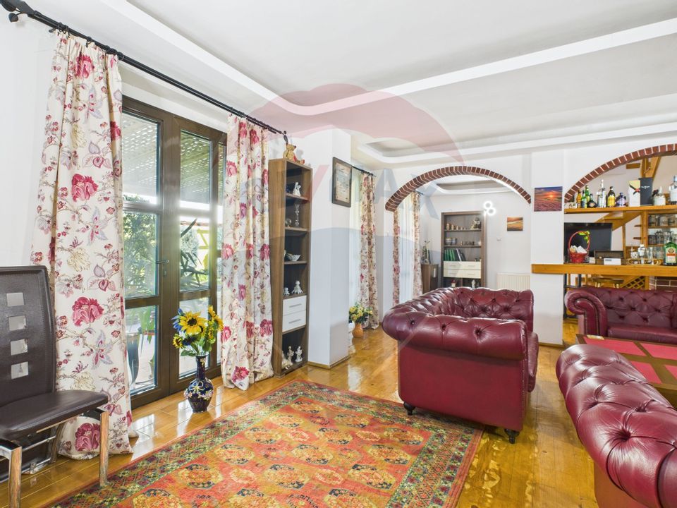 Casă / Vilă zona Eroii Revolutiei