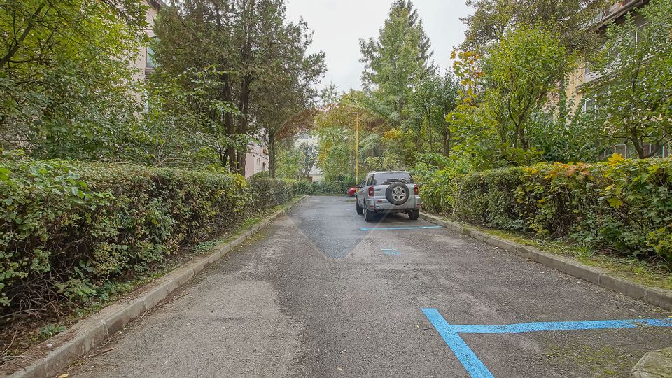 Apartament cu 2 camere de închiriat în zona Astra