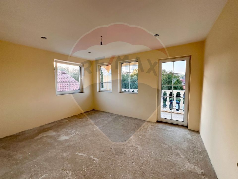 Casa de vanzare pe Str.Argintului/Cisnadie