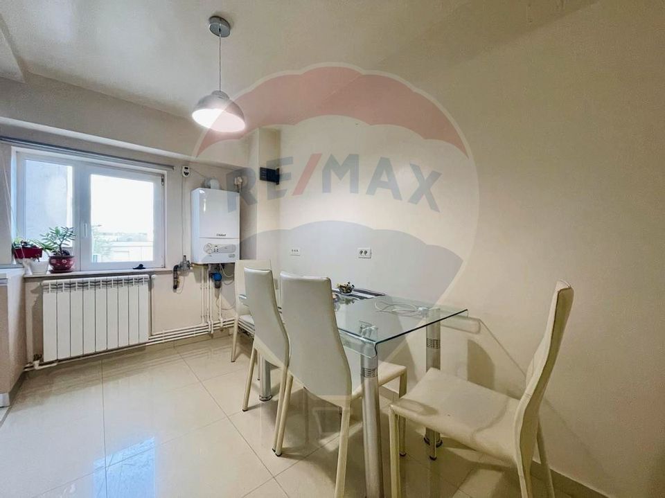 Apartament 3camere de inchiriat Constanta zona Reyna cu vedere la mare