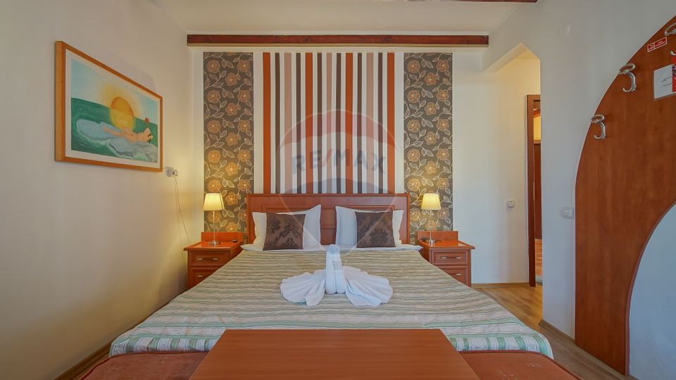 Casă / Vilă de vânzare în Râșnov, afacere-Pensiune clasificată