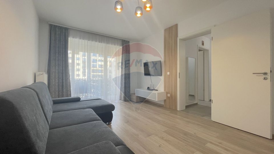 Apartament cu 2 camere de închiriat, zona Coresi, Tractorul