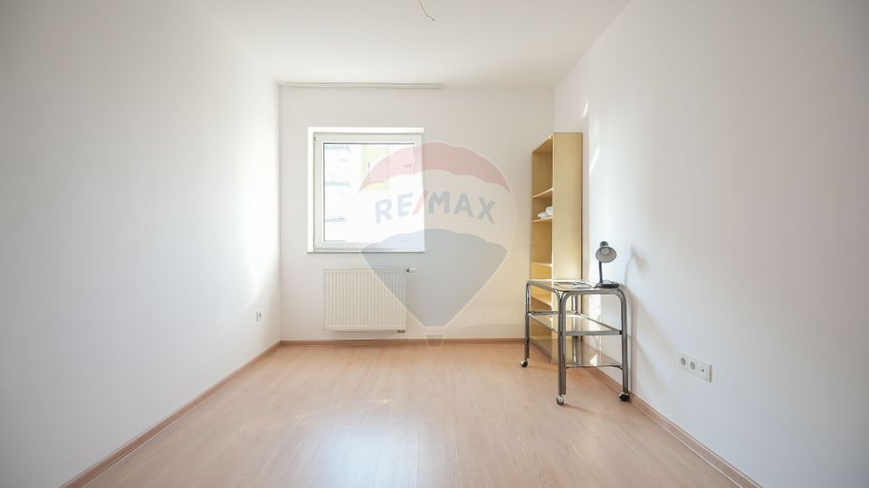 2 room Apartment for sale, Bartolomeu area