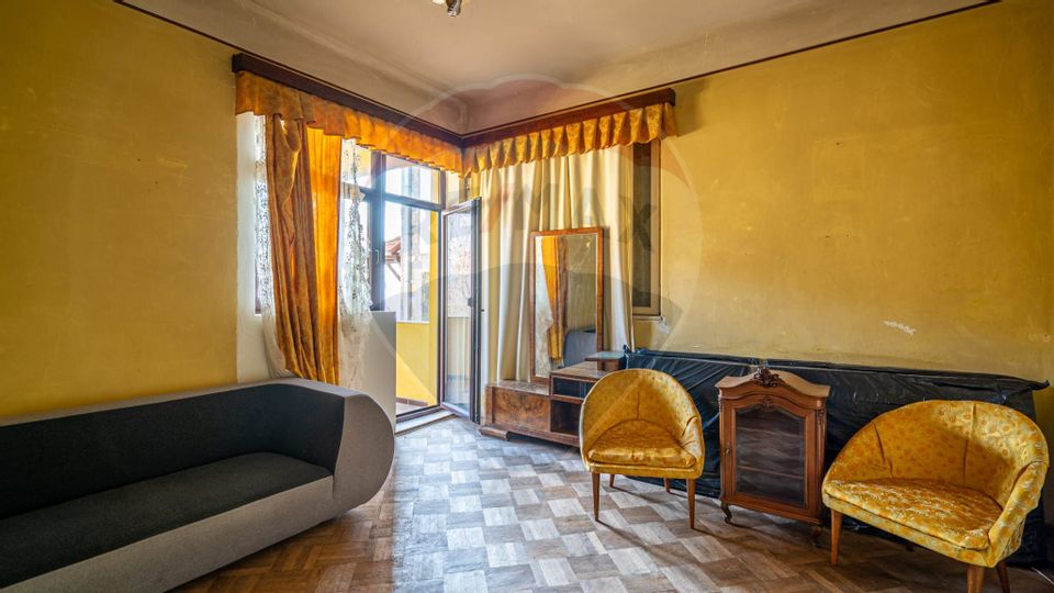 VILA! Investitie - pretabil pensiune SINAIA- zona apreciata turistic!