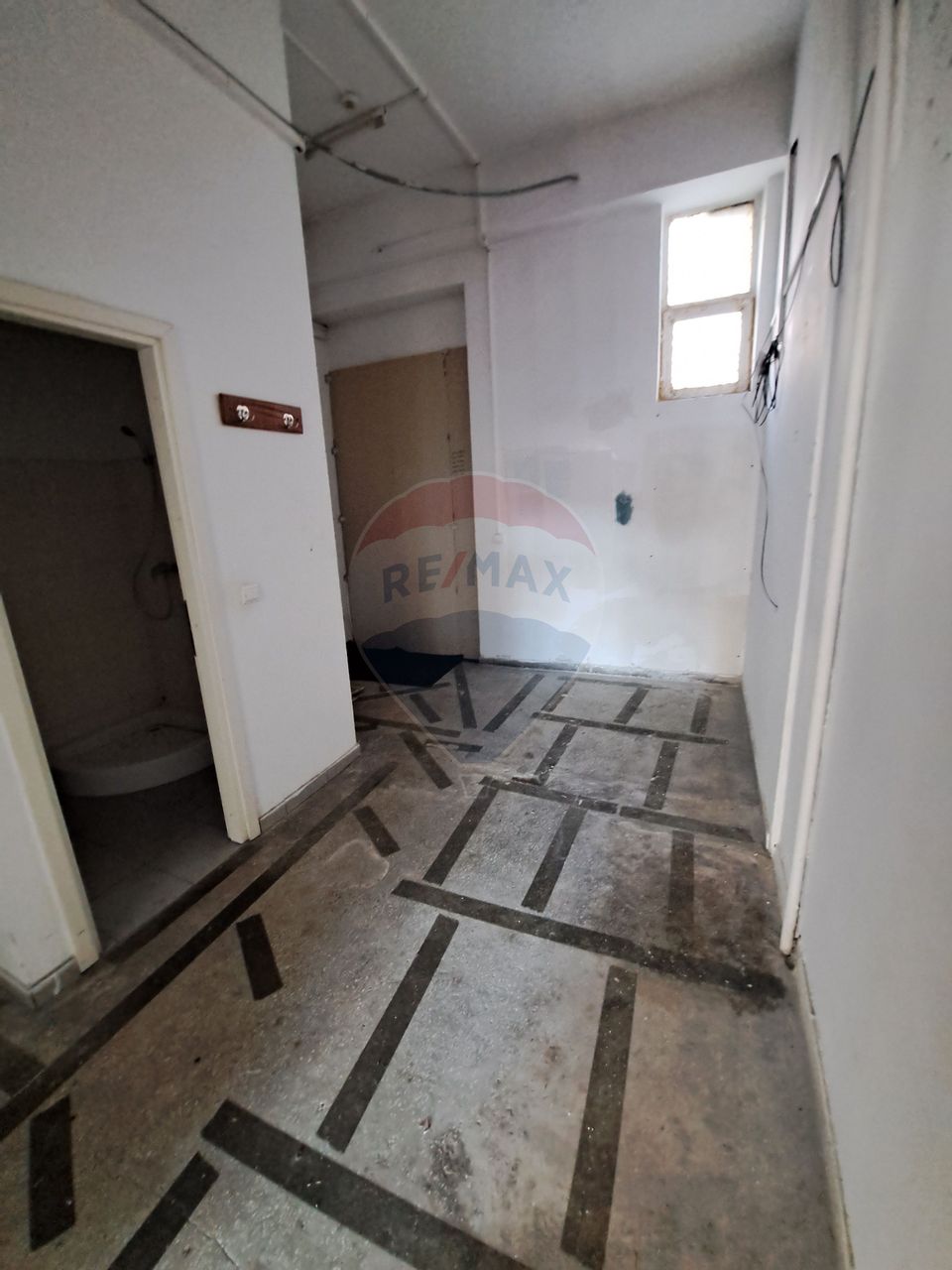 Spațiu comercial, ultracentral