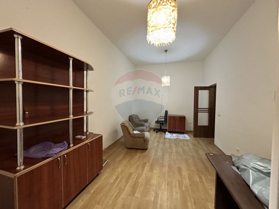 Spațiu comercial birouri 45mp