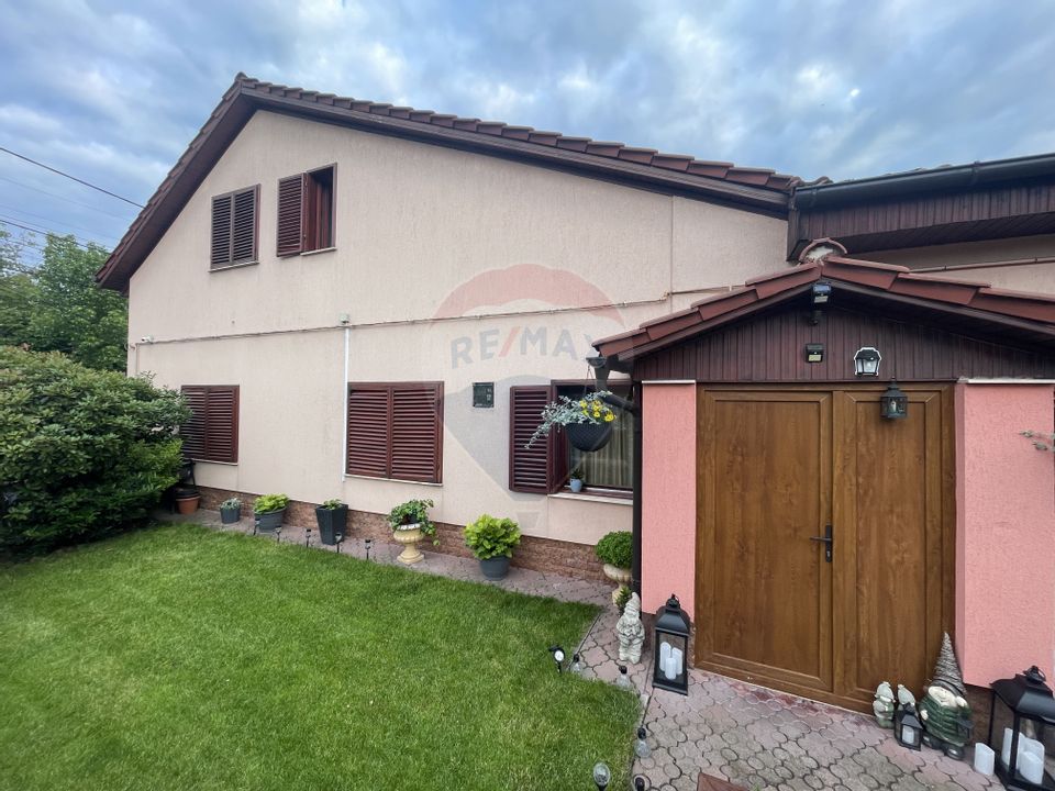 6 room House / Villa for sale, Lipovei area