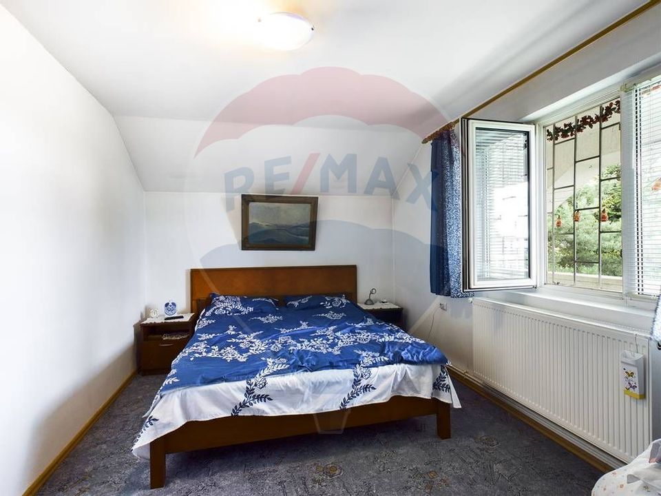 Vilă cu 6 camere, teren 427 mp, Bunloc, Săcele