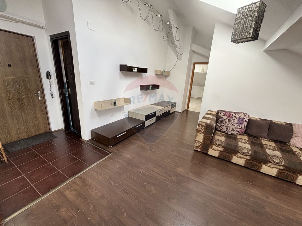 OPORTUNITATE Apartament 3 camere de vânzare în zona Giulesti