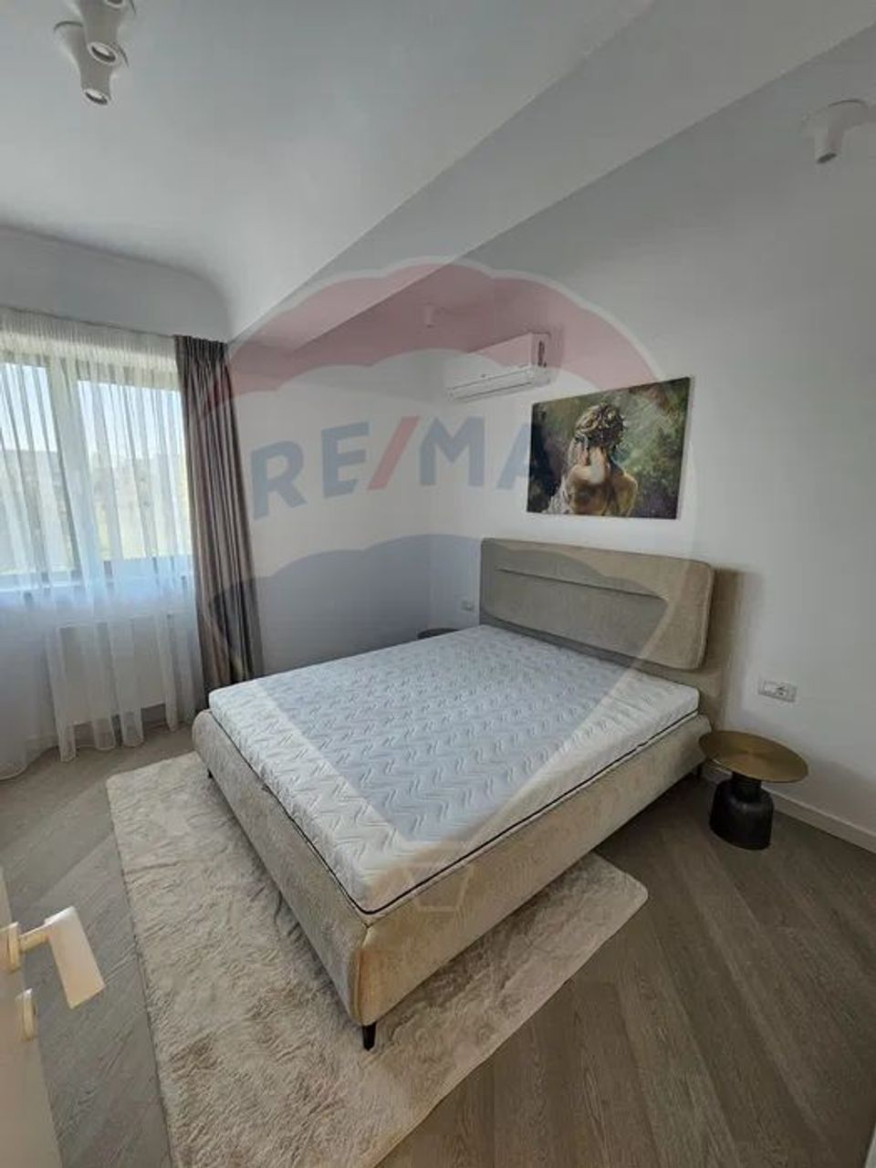 De inchiriat apartament 3 camere in Cortina North - Premium