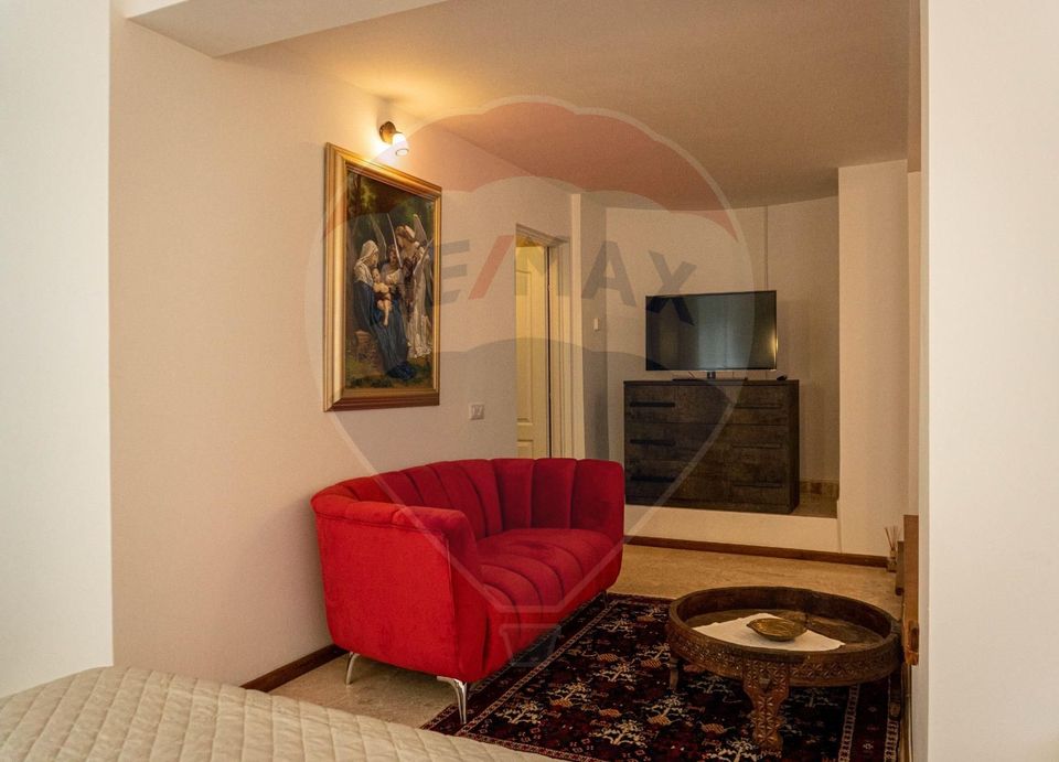 Vila unica in inima Bustenilor, vedere directa spre Caraiman