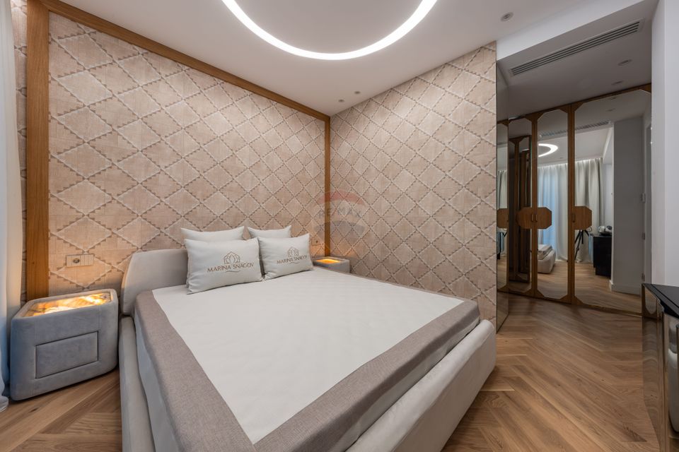 Vila cu 4,5,6  camere de vanzare in Marina Snagov