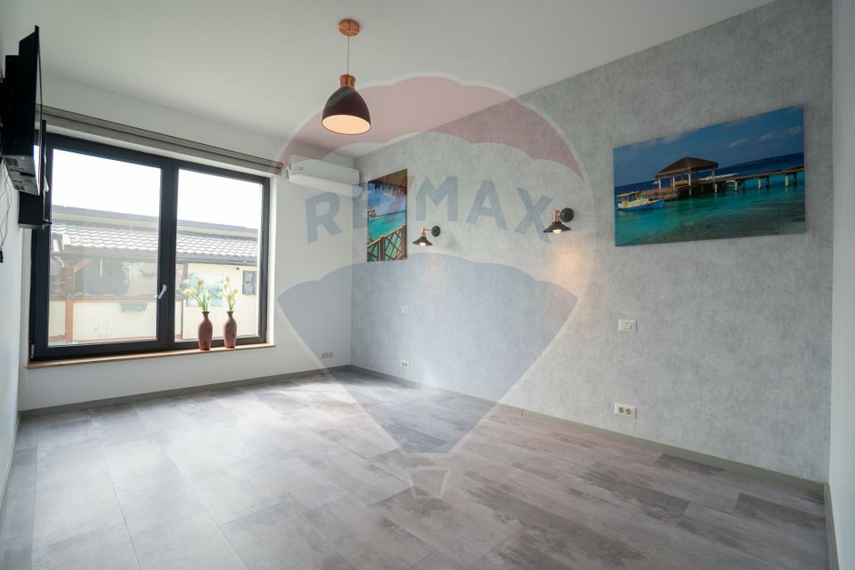 4 room House / Villa for sale