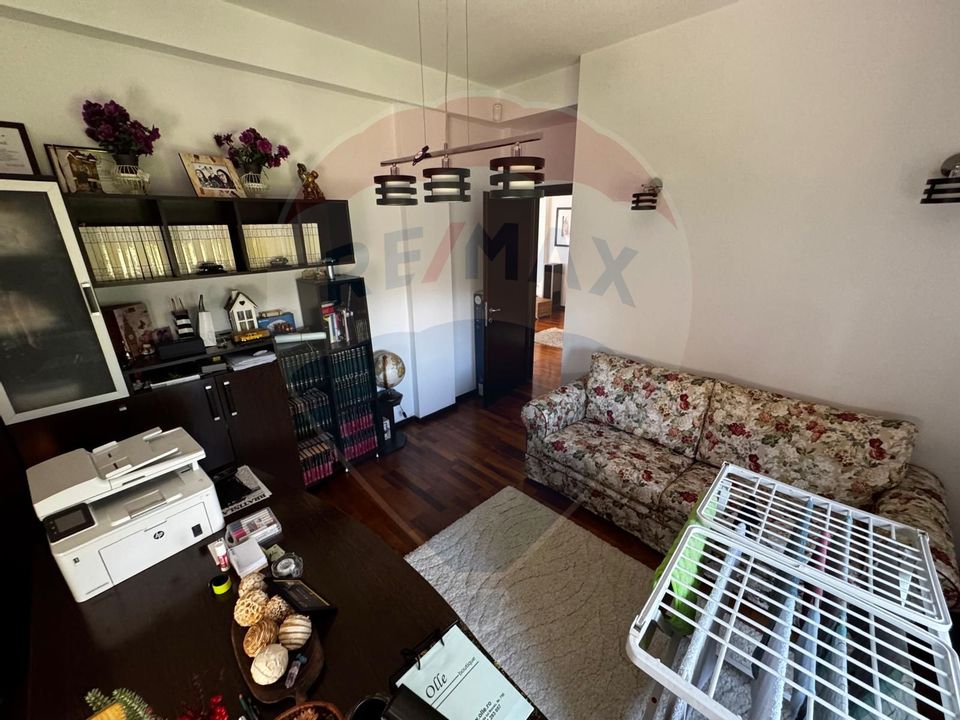 5 room House / Villa for sale