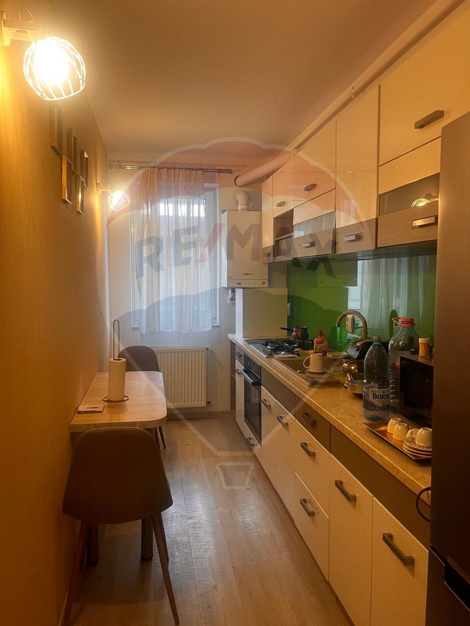 Apartament cu 3 camere de închiriat în zona Borhanci